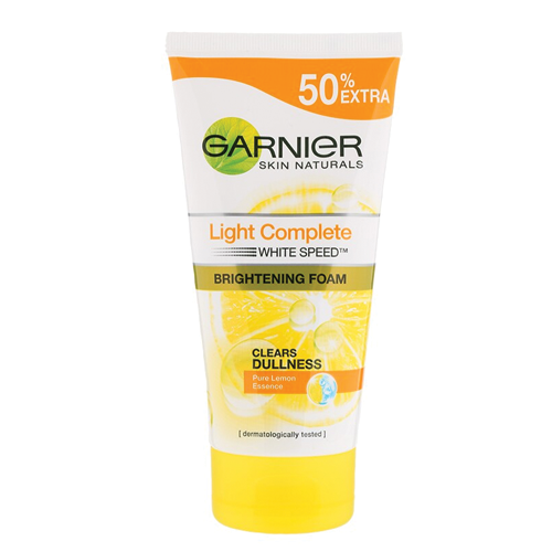 I1 Garnier Bright Complete Vitamin C Face Wash 150ml